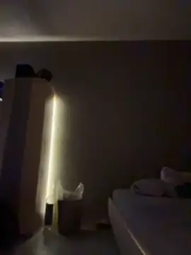 Bennyben8604 online show from 04/19/26, 08:00