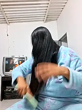 Snapshot of lovecandy_22 chatting on 03/06/25, 06:19 lovecandy 22 online show from 03/06/25, 06:19