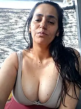 Snapshot of lovecandy_22 chatting on 09/24/25, 05:49 lovecandy 22 online show from 09/24/25, 05:49