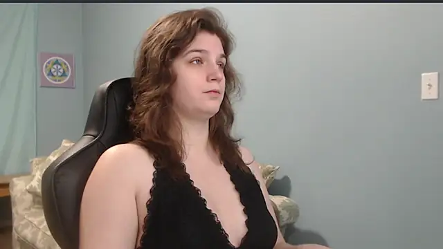 TreeJeanne online show from 01/01/25, 05:33