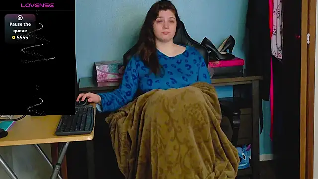 TreeJeanne online show from 11/22/25, 03:38