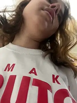 Lia sex69 online show from 03/22/25, 01:43