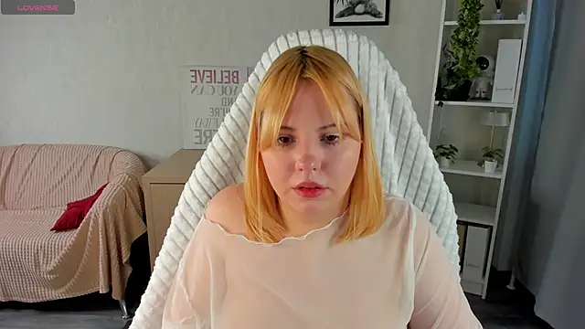 Stacy Luv online show from 11/24/25, 09:09