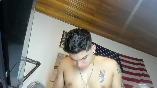 Snapshot of charlie_hotxxx chatting on 01/08/26, 02:58 charlie hotxxx online show from 01/08/26, 02:58