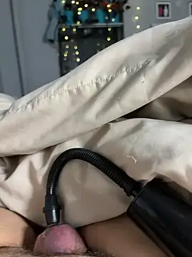 sylviahhh online show from 03/23/26, 02:04