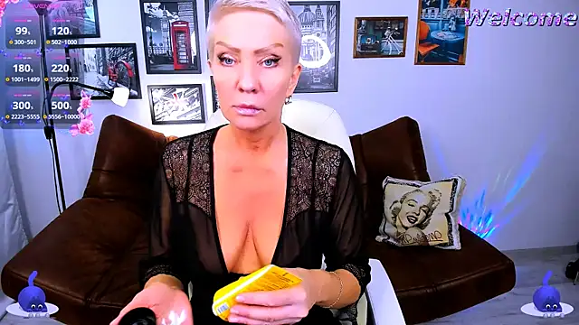 Sabrina ONLY online show from 03/05/25, 12:44