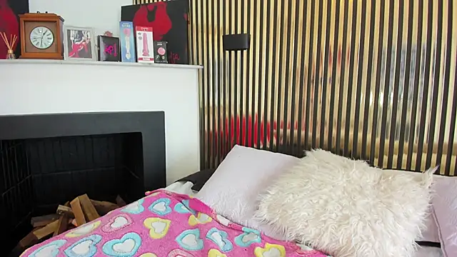 Kendaal Doshi online show from 11/16/25, 02:00