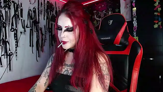 Snapshot of jannaink_ chatting on 12/24/24, 03:38 jannaink online show from 12/24/24, 03:38