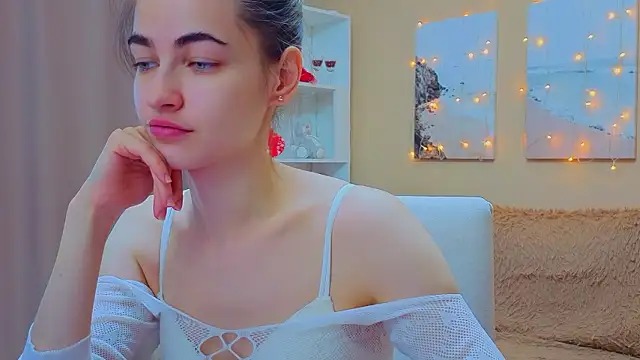 AstoriyaNight online show from 03/19/26, 05:00