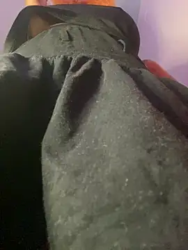 Snapshot of Cherrytowild chatting on 02/04/25, 04:39 Cherrytowild online show from 02/04/25, 04:39