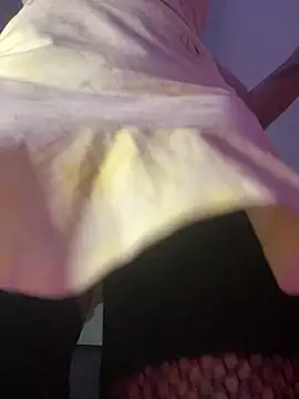 Snapshot of Cherrytowild chatting on 02/09/25, 06:33 Cherrytowild online show from 02/09/25, 06:33