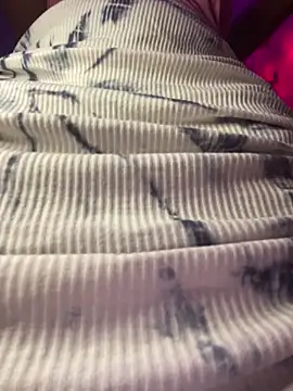 Snapshot of Cherrytowild chatting on 10/17/25, 05:32 Cherrytowild online show from 10/17/25, 05:32