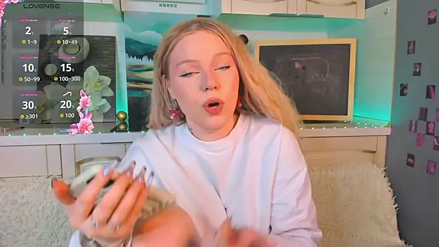 Naomi B1ack online show from 03/21/26, 12:48