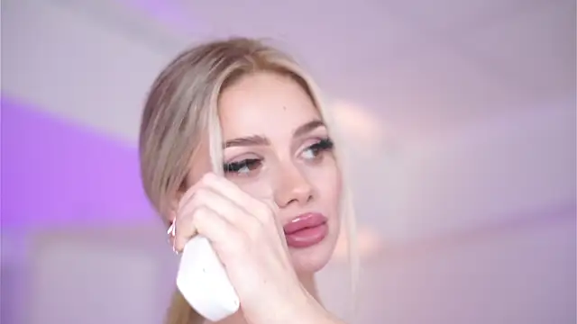 NicoleSarahX online show from 02/28/25, 03:15