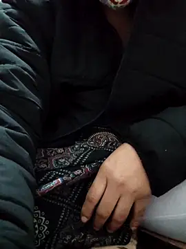 Aaradhya online show from 12/14/25, 03:45