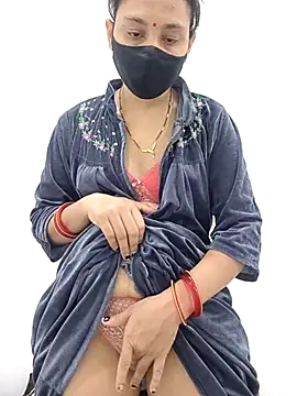 Aaradhya online show from 04/03/26, 02:42