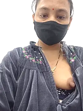 Aaradhya online show from 04/22/26, 01:19