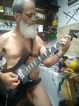 Snapshot of Danialanon chatting on 09/27/25, 02:05 Danialanon online show from 09/27/25, 02:05