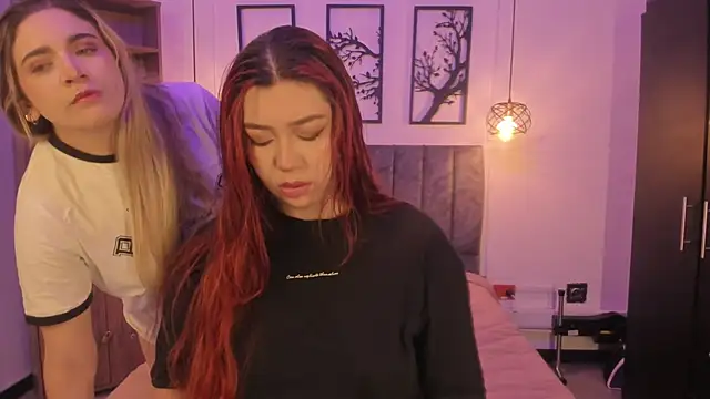 Andy and emma online show from 12/25/24, 12:15