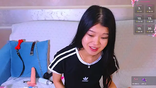 Tina Kim  online show from 07/11/26, 09:34