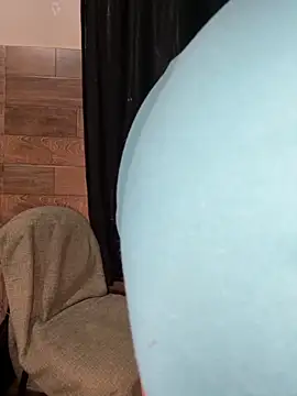 Snapshot of izumikarol chatting on 12/05/25, 05:42 izumikarol online show from 12/05/25, 05:42