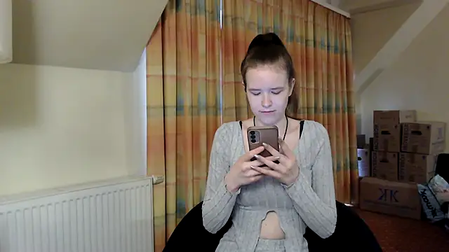 Snapshot of Princess-Lilly chatting on 01/06/25, 08:03 Princess-Lilly online show from 01/06/25, 08:03