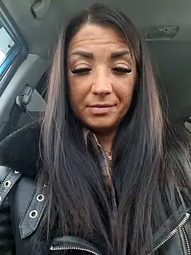 Snapshot of RuslanaXX chatting on 01/26/25, 05:34 RuslanaXX online show from 01/26/25, 05:34