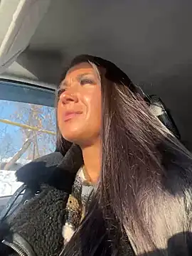 Snapshot of RuslanaXX chatting on 02/05/25, 04:27 RuslanaXX online show from 02/05/25, 04:27