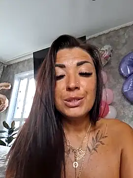 Snapshot of RuslanaXX chatting on 03/21/25, 08:50 RuslanaXX online show from 03/21/25, 08:50