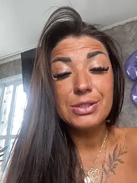 Snapshot of RuslanaXX chatting on 03/23/25, 05:00 RuslanaXX online show from 03/23/25, 05:00