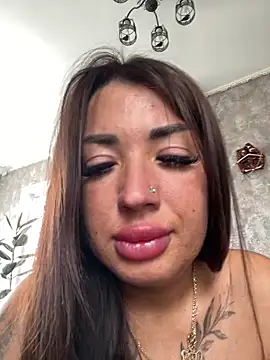 RuslanaXX online show from 04/21/26, 04:41