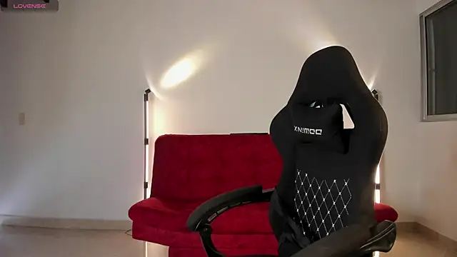 Snapshot of mally_s1 chatting on 03/09/25, 06:00 mally s1 online show from 03/09/25, 06:00