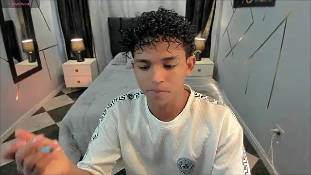 Noah Smith04 online show from 03/01/25, 01:07