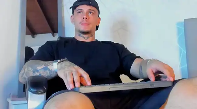 NoahhBrown online show from 03/19/25, 03:30