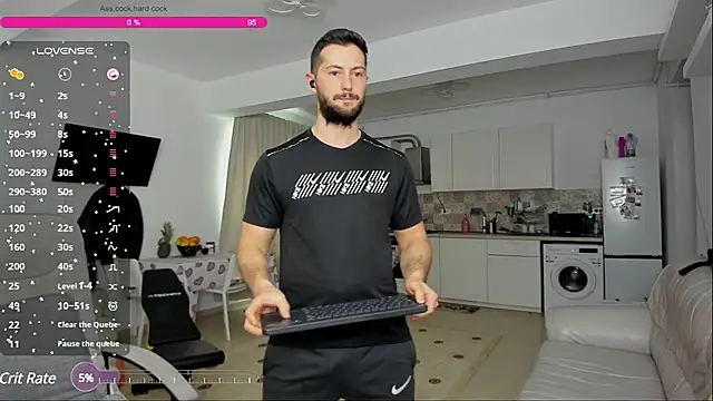 ZackFraser online show from 03/11/25, 08:20