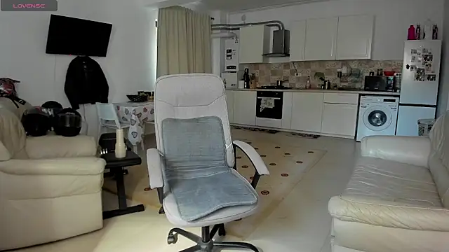 ZackFraser online show from 09/21/25, 07:54