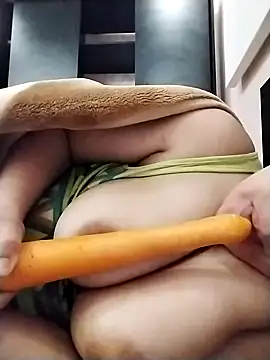 Snapshot of nayakaA7 chatting on 02/21/25, 04:16 nayakaA7 online show from 02/21/25, 04:16