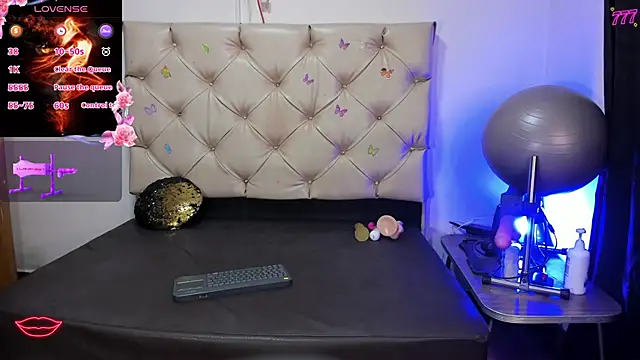 cleopatraa online show from 04/23/26, 09:06