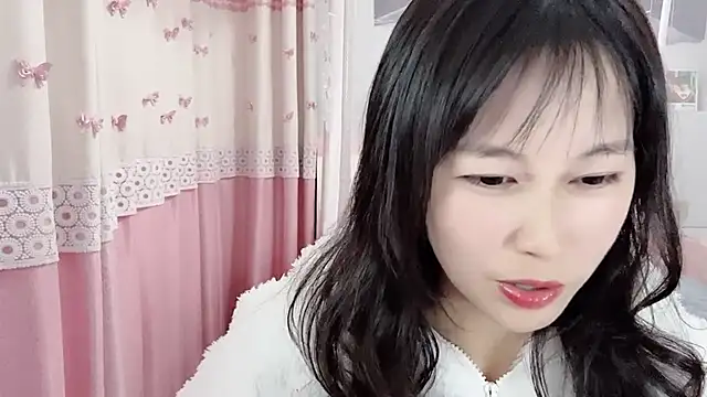 Snapshot of Shleybaby chatting on 12/04/24, 07:06 Shleybaby online show from 12/04/24, 07:06