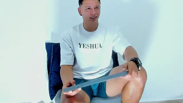 MITCHELL BURNS online show from 12/26/24, 05:58