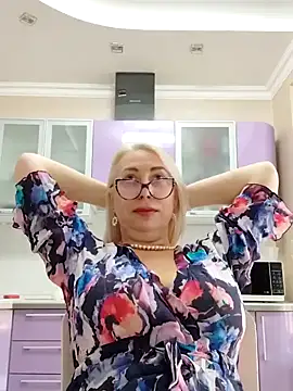 HotJanet online show from 01/28/25, 12:32