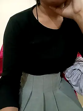 Snapshot of sweet_jia23 chatting on 01/24/25, 08:13 sweet jia23 online show from 01/24/25, 08:13