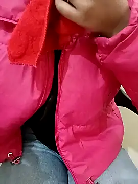 Snapshot of sweet_jia23 chatting on 02/06/25, 05:03 sweet jia23 online show from 02/06/25, 05:03