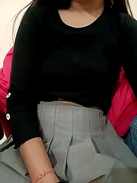 Snapshot of sweet_jia23 chatting on 02/08/25, 11:22 sweet jia23 online show from 02/08/25, 11:22