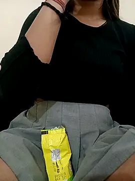 Snapshot of sweet_jia23 chatting on 02/27/25, 11:10 sweet jia23 online show from 02/27/25, 11:10