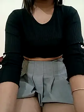 Snapshot of sweet_jia23 chatting on 03/04/25, 08:02 sweet jia23 online show from 03/04/25, 08:02