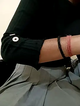 Snapshot of sweet_jia23 chatting on 03/11/25, 05:05 sweet jia23 online show from 03/11/25, 05:05