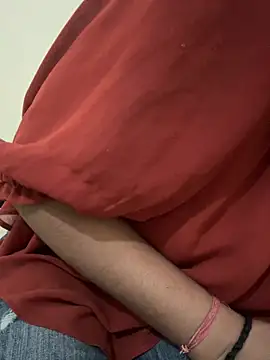 Snapshot of sweet_jia23 chatting on 03/23/25, 05:21 sweet jia23 online show from 03/23/25, 05:21