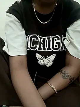 Snapshot of sweet_jia23 chatting on 10/15/25, 04:34 sweet jia23 online show from 10/15/25, 04:34