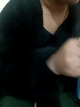 Snapshot of sweet_jia23 chatting on 12/15/25, 05:12 sweet jia23 online show from 12/15/25, 05:12